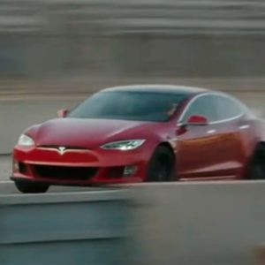 El Tesla Model S Plaid destroza el crono en Nürburgring