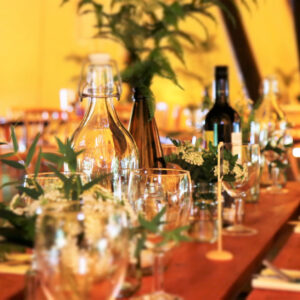 5 tipos de mesas para eventos