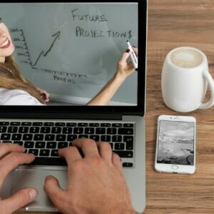 Formación de interés para un futuro prometedor: emprendimiento, cursos y oposiciones