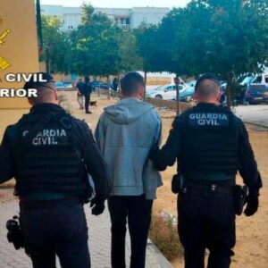 Desmantelada una organización criminal que robaba armas a cazadores para cometer robos en varias provincias