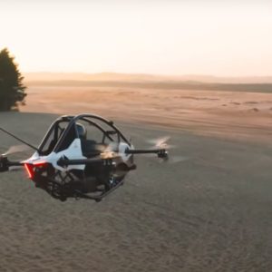 Lanzan un vehículo eléctrico volador similar a los aerodeslizadores de Star Wars