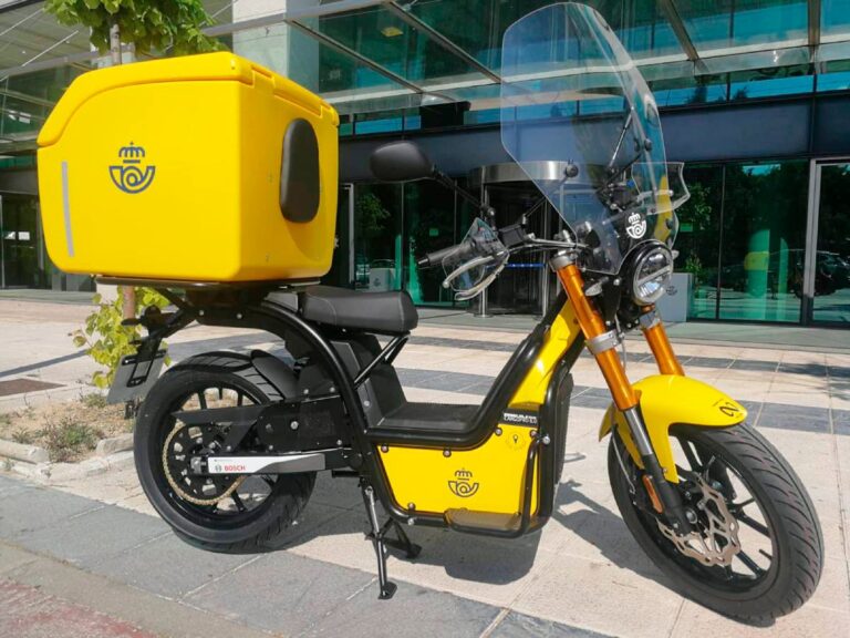 Correos tendrá 500 nuevos vehículos eléctricos, entre motos y furgonetas