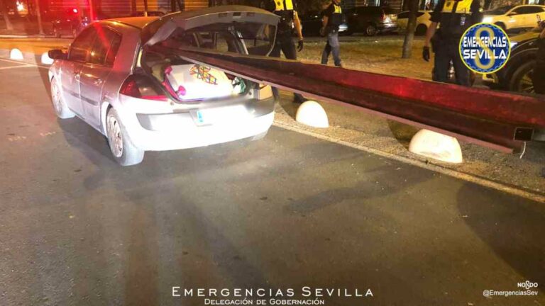Detenidos por transportar una viga robada de ocho metros en un coche