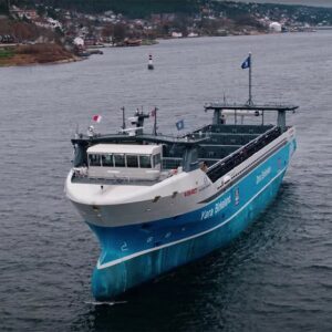 Viaje inaugural del Yara Birkeland, el primer buque portacontenedores completamente eléctrico