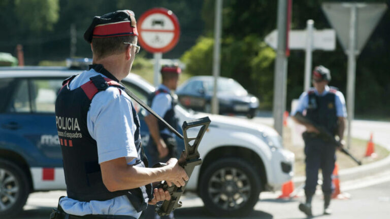 Un hombre realiza varios disparos e hiere a tres personas en una empresa de Tarragona