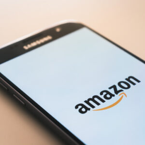 Cómo comprar acciones de Amazon en España