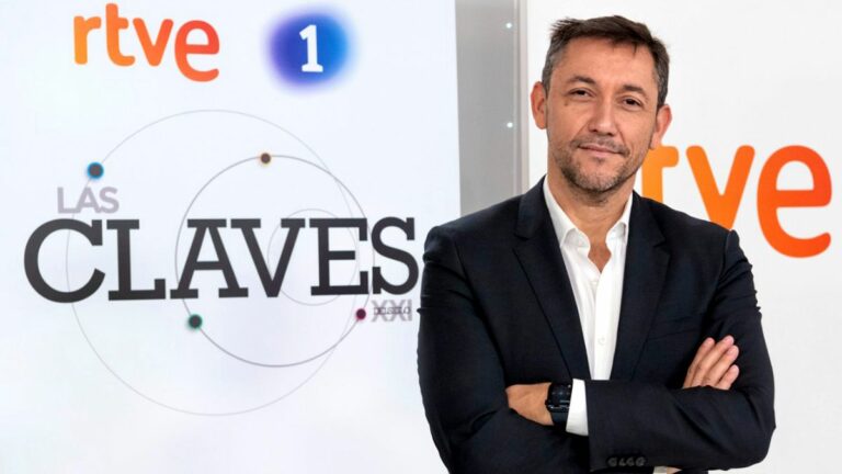 El presentador del legendario programa La Clave manda un burofax a TVE por su nuevo espacio