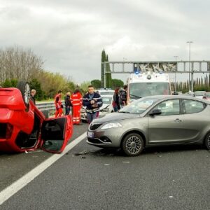 Por qué contratar los servicios de un abogado de accidentes de tráfico