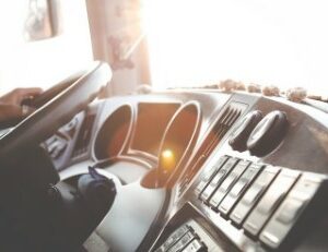 Localización y monitoreo de camiones en empresas de transporte