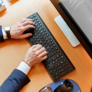 ¿Qué servicios son útiles a la hora de abrir un nuevo negocio?