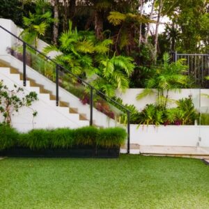 Cómo instalar correctamente césped artificial en tu terraza o balcón