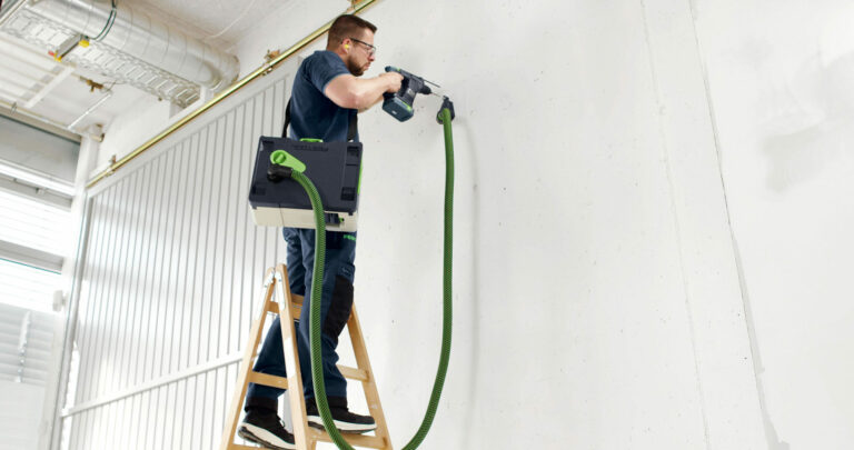 Festool presenta su nuevo aspiradora a batería portátil