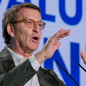 El PP de Feijóo pide la absolución de Bárcenas por el pago con dinero negro de la reforma de Génova