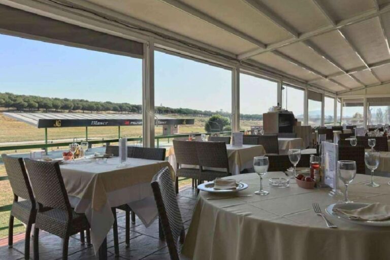 Visitar un lugar gastronómico en el campo de tiro, El Tiro de Mollet