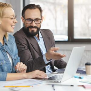 La importancia de mantener actualizados y conservar los datos de clientes y empleados