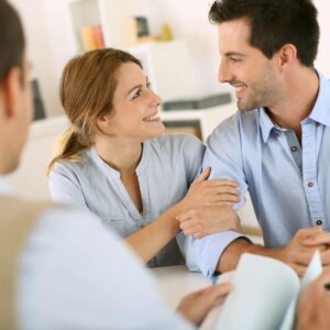 Helloteca presenta las claves para negociar la hipoteca con el banco