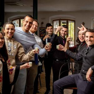 La escuela ESCOM y su divertida propuesta de team building de coctelería