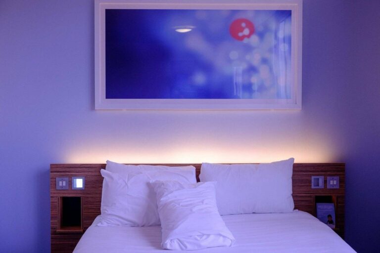 Numerodeinformación.com ofrece los números atención al cliente de alojamientos y hoteles para el verano