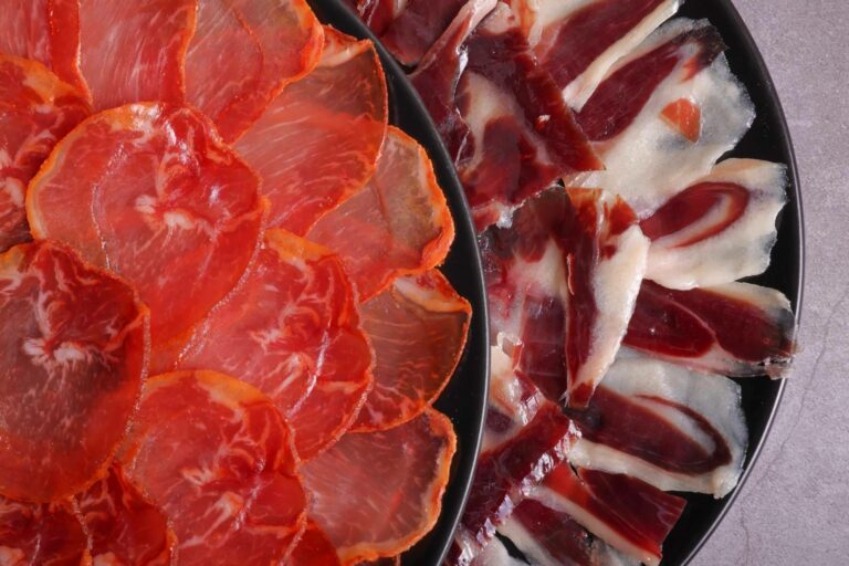 Vinomet ofrece una gran variedad de comida gourmet