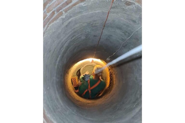 Rehabilitación de tuberías de saneamiento sin zanja gracias al encamisado con MANGA, por Arkitex Pro Asistencia