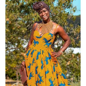 El concepto de moda africana que empodera Queen Titíne