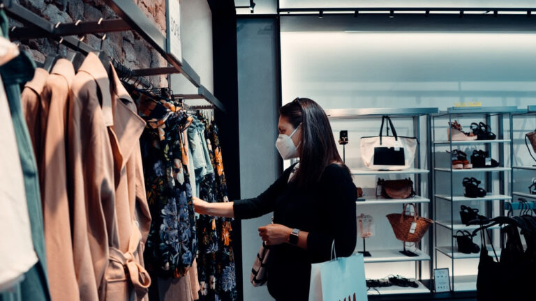 ¿Por qué es beneficioso seguir utilizando las mascarillas?