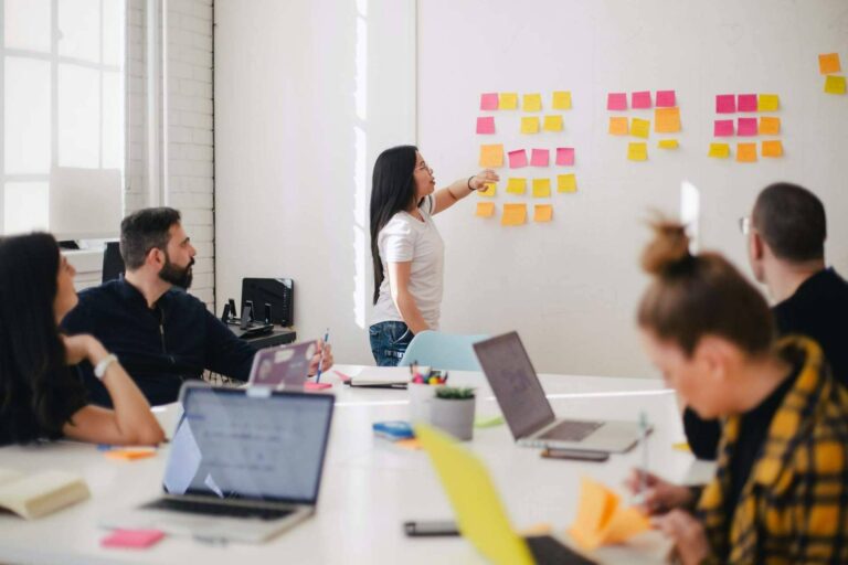 ¿A qué retos se enfrentan las empresas cuando empiezan a crecer?, por ene Consulting