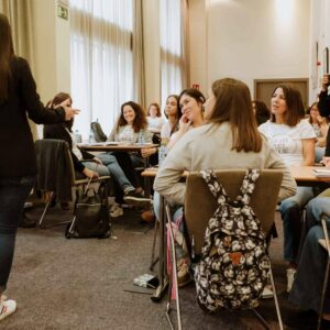 Úrsula Campos expone 5 consejos para estudiar oposiciones en verano