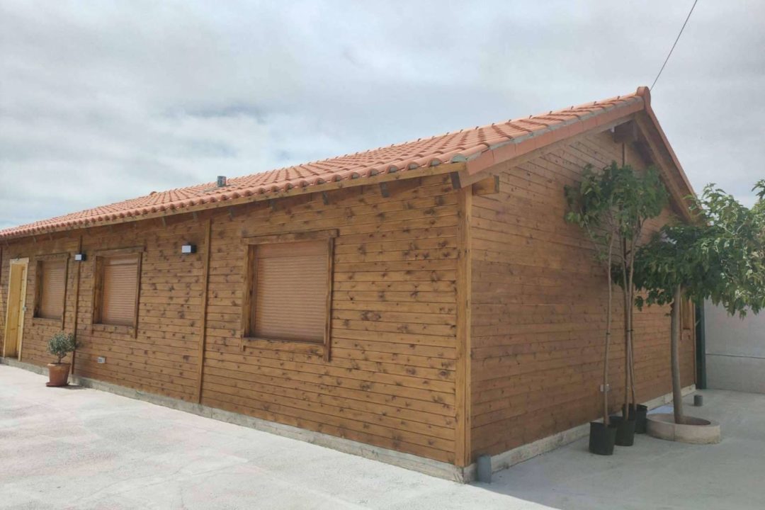 Las casas de madera, porches, pérgolas y cenadores de Grupo Delmader