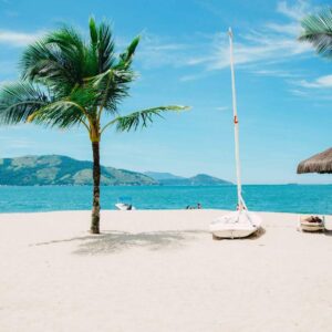 ¿Cómo se puede viajar y ahorrar dinero con Lyconet y myWorld?