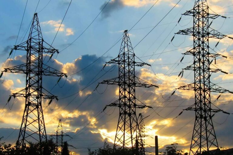 El tope en el precio del gas establecido rebaja la factura de luz, por la consultora energética Vatios Verdes