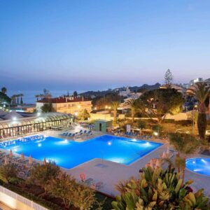 Alojarse en villas y apartamentos con ISholidays.com y disfrutar del encanto que ofrecen Lisboa y Algarve