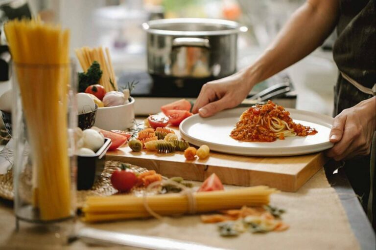¿Cuáles son los usos del curso de manipulador de alimentos?, por Academia Tecnas
