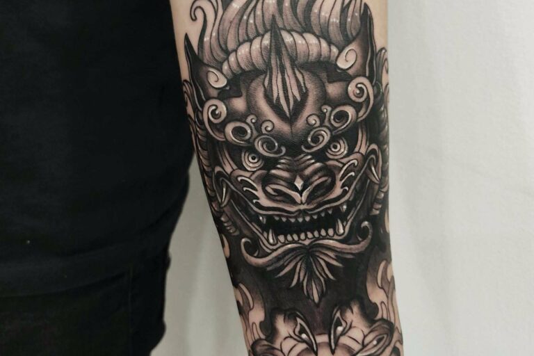 Los consejos de Vieja Escuela Tattoo para cuidar durante el verano de un tatuaje recién hecho