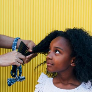 Sofía Black y el cuento infantil sobre el cabello rizado y afro