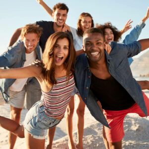 Despedida Aventura organiza en Tarragona un Humor Amarillo