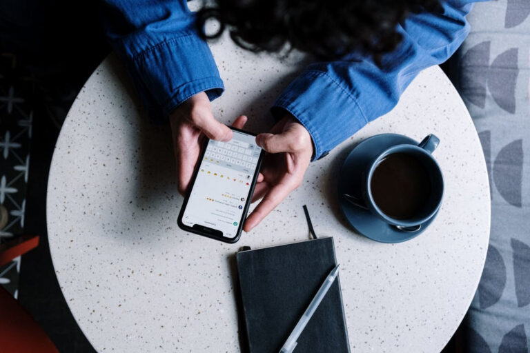 Cómo mejorar WhatsApp con WhatsApp Plus