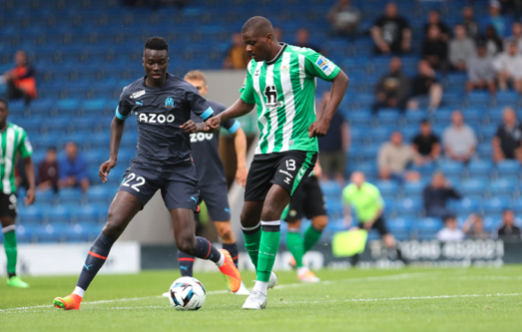 El Betis firma un empate in extremis en su tercer test de pretemporada frente al Olympique de Marsella