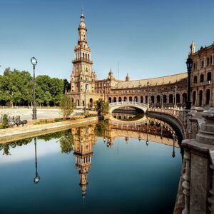 5 lugares que debes visitar en Sevilla