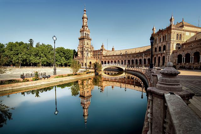5 lugares que debes visitar en Sevilla