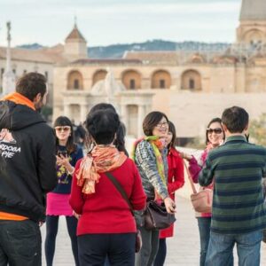 Recibe el mejor servicio turístico para este verano: ¡Free Tour en Córdoba!