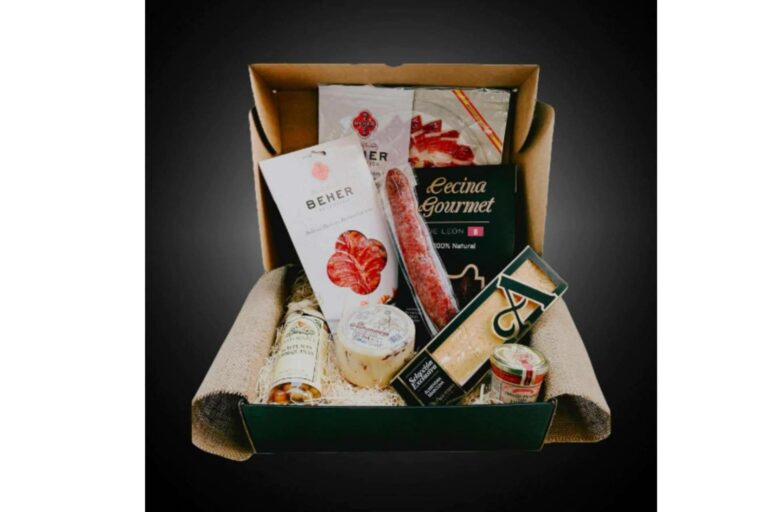 Personalizar una cesta gourmet de la mano de Bon León