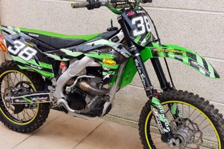 Las pegatinas personalizadas para moto off road de ADHESIVOSEMBARRADOS
