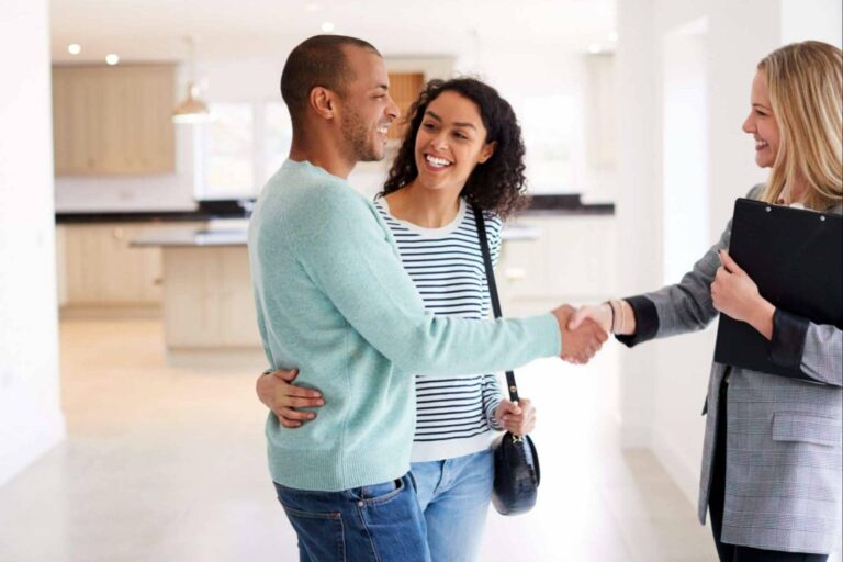 Kensington Finest Properties International se plantea contratar 100 nuevos agentes inmobiliarios para su red en España
