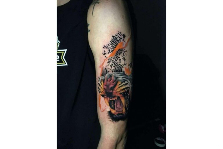 Vieja Escuela Tattoo, tatuajes realistas en blanco y negro o a color