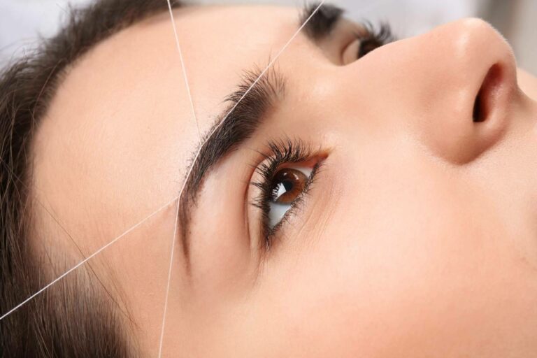 Depilación de cejas con hilo en verano, de la mano de Con Hilo Depilo