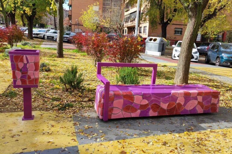 Color, diseño y elegancia, tres palabras que describen el trabajo de MobuArtex en los espacios urbanos