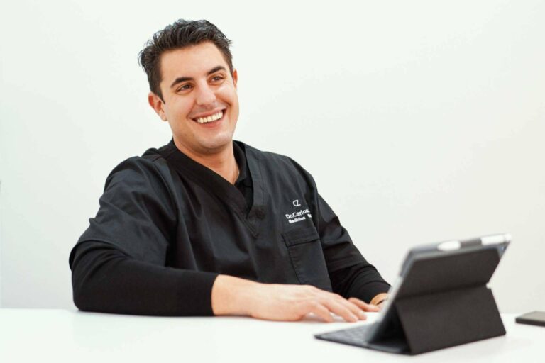 ¿Qué hay que saber antes de someterse al tratamiento de sonrisa gingival?, por el Dr. Carlos Zito