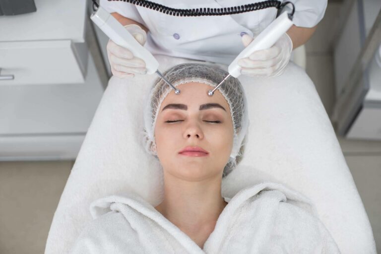 Cuáles son las diferencias entre la medicina estética y la cirugía estética, por el Doctor Luigi Grossi