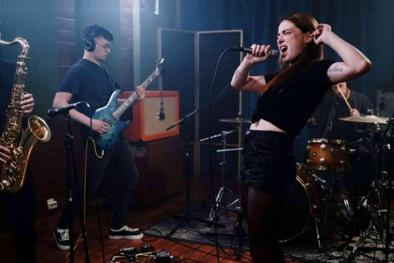 Escuela de Música Erizo ofrece clases de canto online